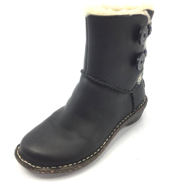 black shearling boots womens